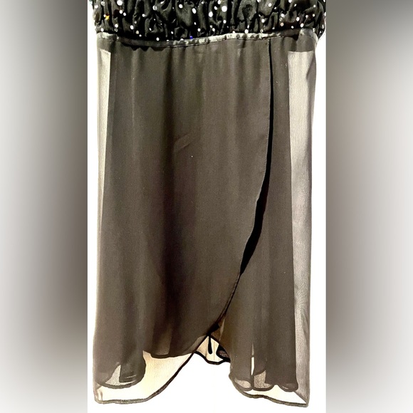 Gorgeous Sheer Babydoll with rhinestones and sequins. - Picture 3 of 6